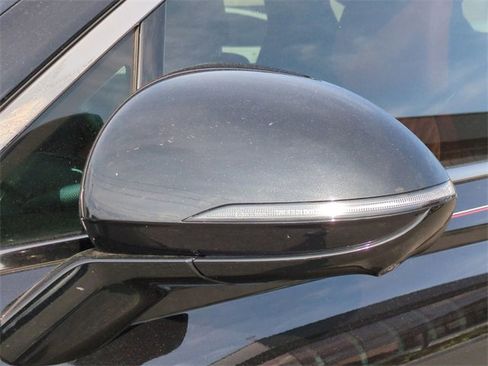 Used 2023 Genesis GV70 3.5T Sport w/ Sport Advanced Package image 11