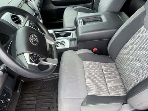 Used 2021 Toyota Tundra SR5 w/ SX Package image 12