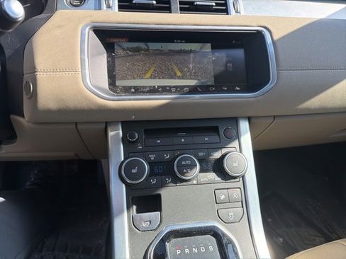 Used 2017 Land Rover Range Rover Evoque SE AWD/4WD image 42