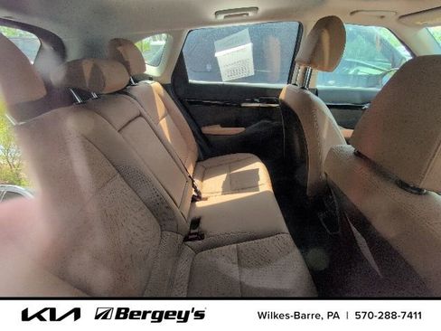 Certified 2024 Kia Seltos EX AWD/4WD image 8