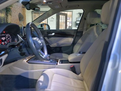 Used 2018 Audi Q5 2.0T Premium Plus w/ Premium Plus Package image 13