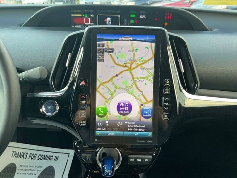 Used 2020 Toyota Prius Prime XLE FWD image 21