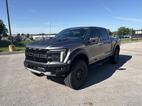 Used 2025 Ford F150 Raptor AWD/4WD image 3