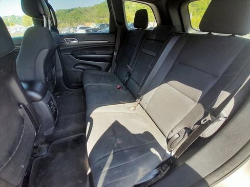 Used 2016 Jeep Grand Cherokee Laredo w/ Quick Order Package 23E AWD/4WD image 35