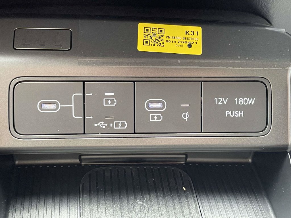 New 2026 Hyundai Kona SEL Premium AWD/4WD image 28
