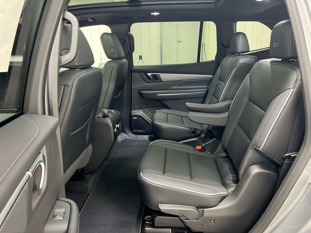 New 2026 Buick Enclave Sport Touring w/ Power Package AWD/4WD image 24