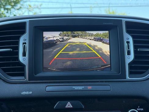 Used 2018 Kia Sportage EX AWD/4WD image 22