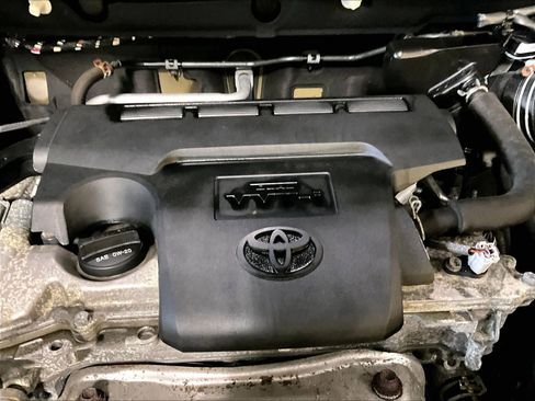 Used 2014 Toyota RAV4 Limited w/ Technology Package image 35