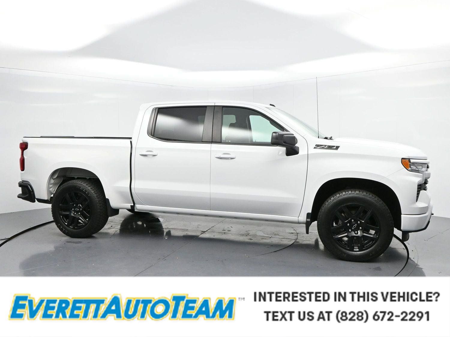 Used 2023 Chevrolet Silverado 1500 RST w/ Z71 Off-Road Package AWD/4WD image 1