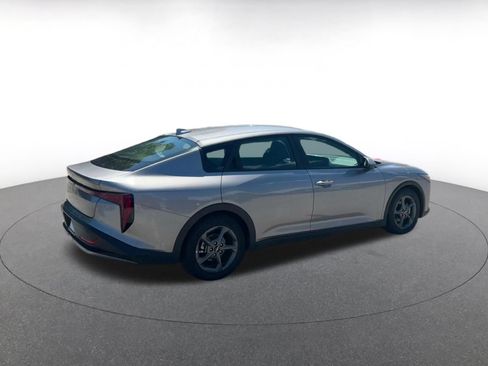 Used 2025 Kia K4 FWD image 15