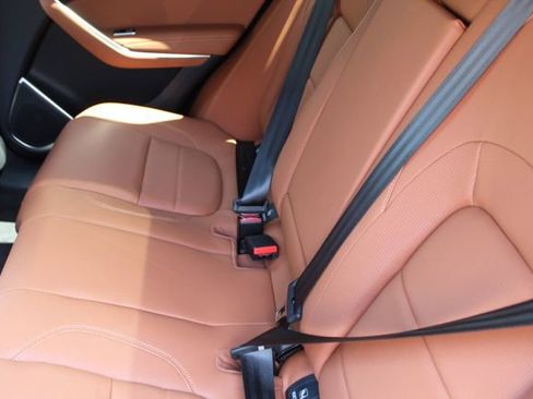 New 2026 Jaguar F-PACE R-Dynamic S image 4