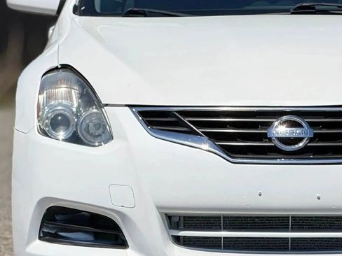 Used 2012 Nissan Altima 2.5 S FWD image 11
