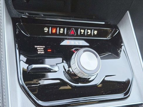 New 2026 Jeep Grand Wagoneer L 4WD w/ Premium Group I image 30