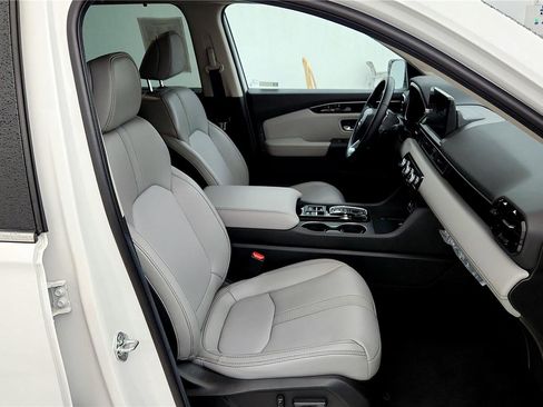 Used 2025 Honda Pilot EX-L image 26