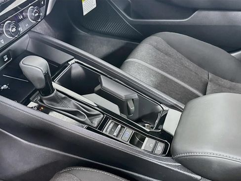 Used 2025 Honda Accord Sport image 16