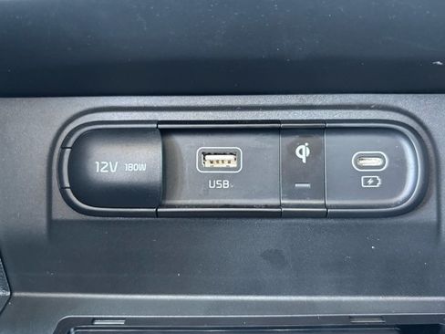Certified 2025 Kia Sportage EX w/ Premium Package FWD image 16