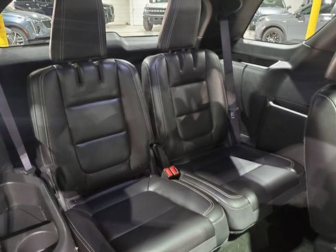 Used 2013 Ford Explorer Sport image 25
