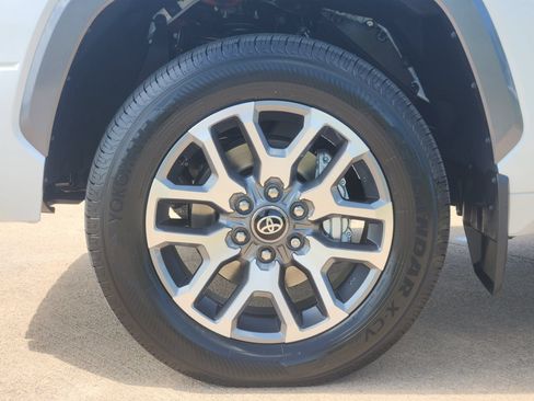 New 2026 Toyota Tundra 1794 Edition AWD/4WD image 11