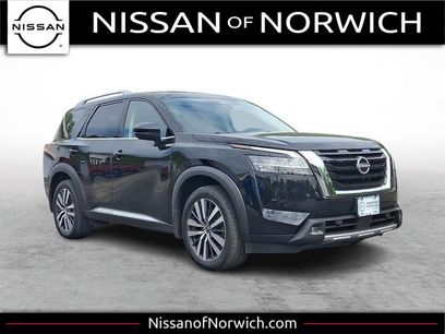Certified 2022 Nissan Pathfinder Platinum w/ Cargo Package