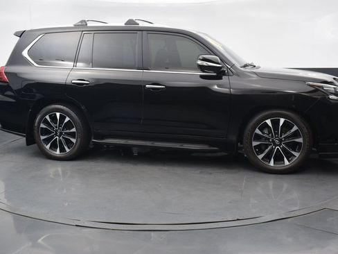 Used 2021 Lexus LX 570 4WD w/ Sport Package image 7
