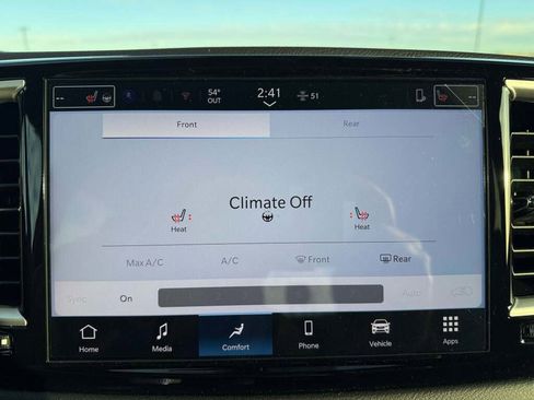 New 2026 Chrysler Voyager LX image 36