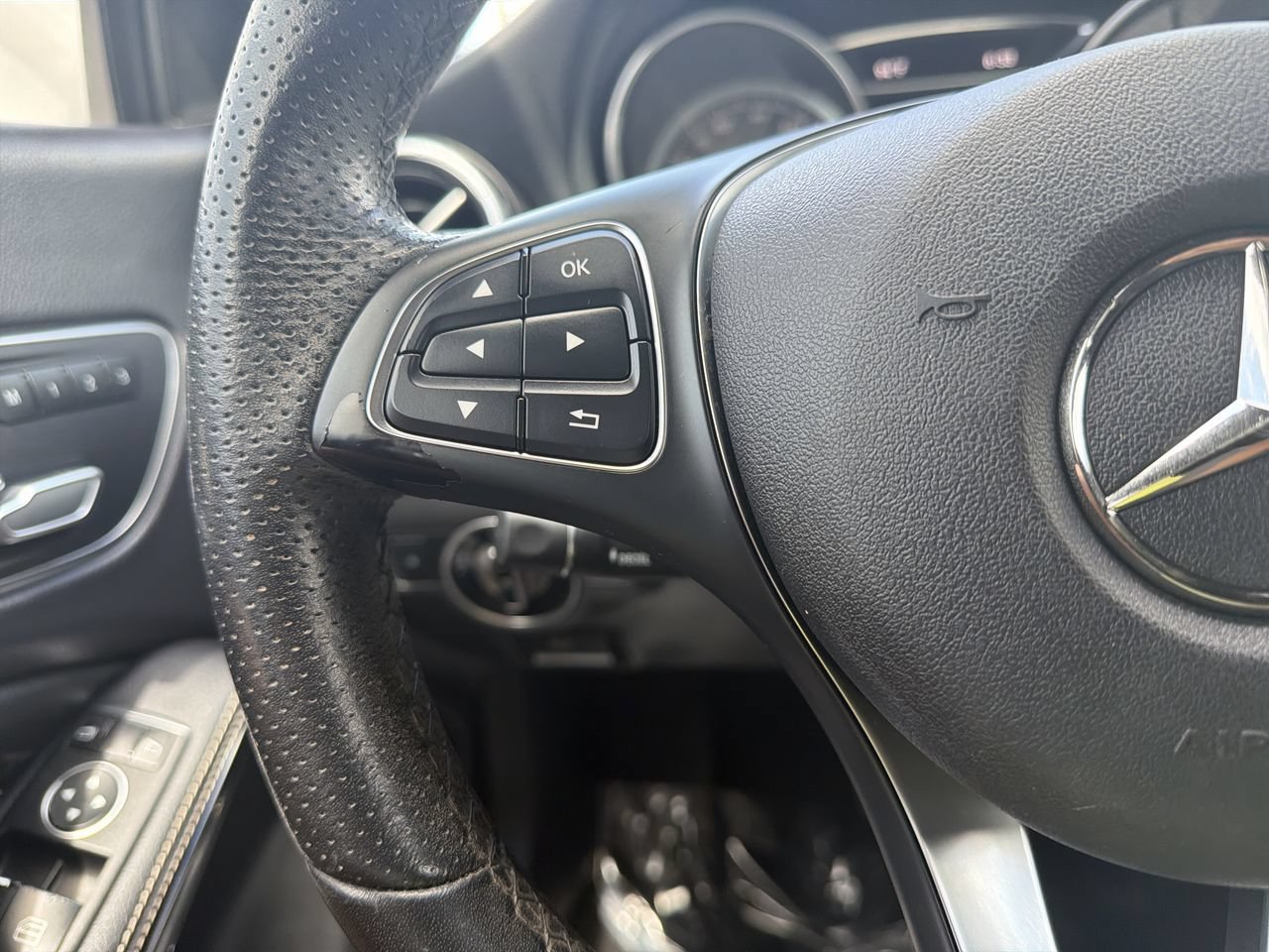 Used 2019 Mercedes-Benz CLA 250 image 26