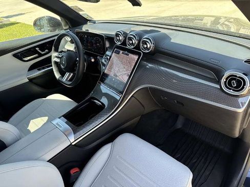 Used 2023 Mercedes-Benz GLC 300 image 14