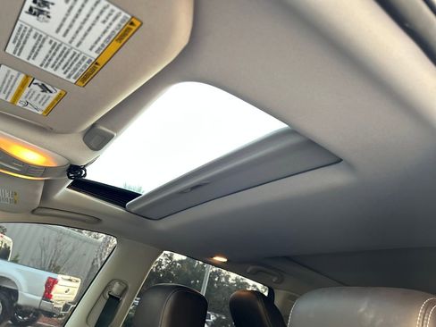 Used 2019 INFINITI QX60 Luxe w/ Sensory Package image 10