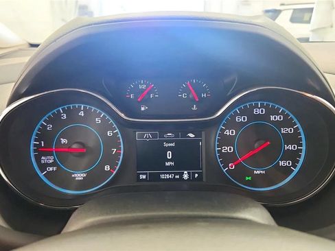 Used 2017 Chevrolet Cruze LT w/ Convenience Package FWD image 15