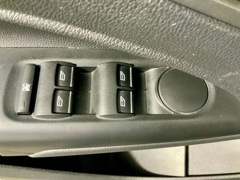 Used 2018 Ford Transit Connect XL image 19