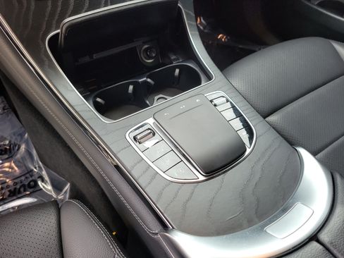 Used 2020 Mercedes-Benz GLC 300 image 25