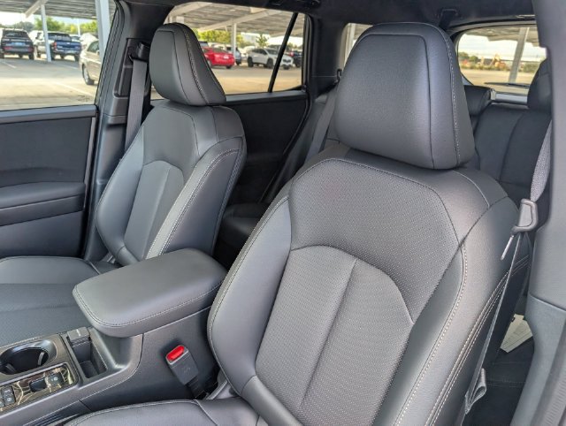 New 2026 Subaru Outback Limited AWD/4WD image 7