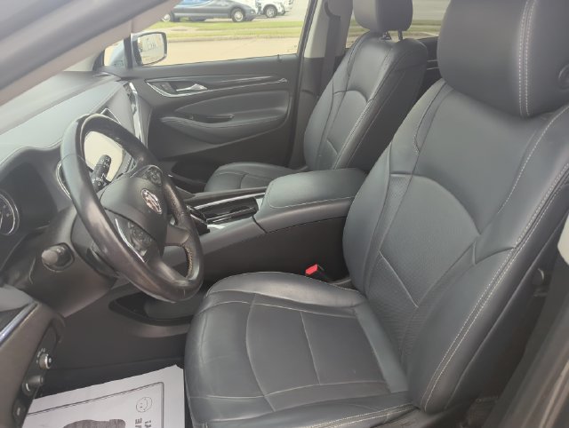 Used 2021 Buick Enclave Essence FWD image 17