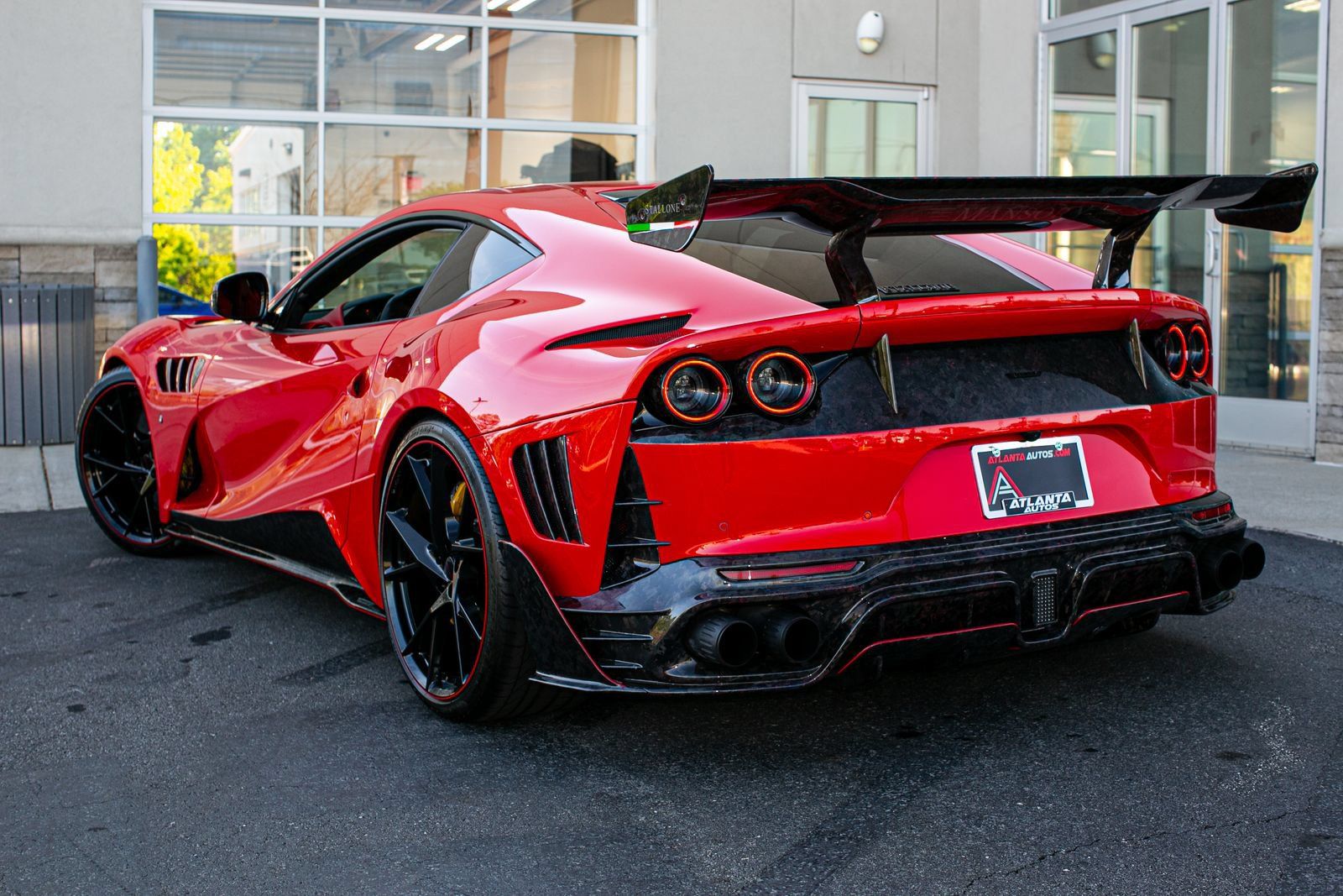 Used 2020 Ferrari 812 Superfast RWD image 71