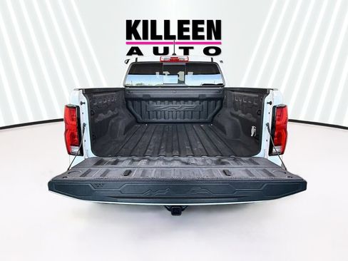 Used 2023 Chevrolet Colorado ZR2 w/ ZR2 Convenience Package III AWD/4WD image 29