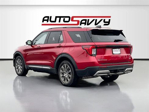 Used 2025 Ford Explorer Platinum image 5