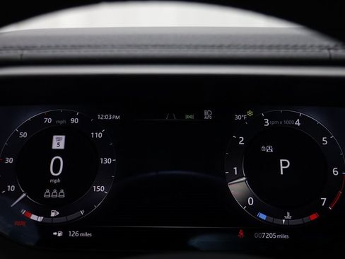 Used 2025 Land Rover Range Rover Sport SE image 7