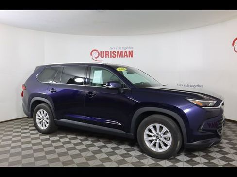 Used 2024 Toyota Grand Highlander Limited image 9