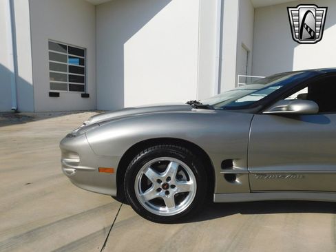 Used 2002 Pontiac Firebird Formula image 5