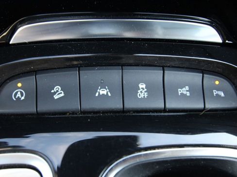 Used 2023 Buick Envision Avenir image 27