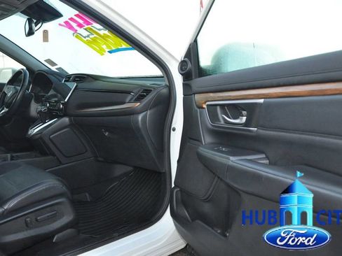 Used 2017 Honda CR-V Touring image 17