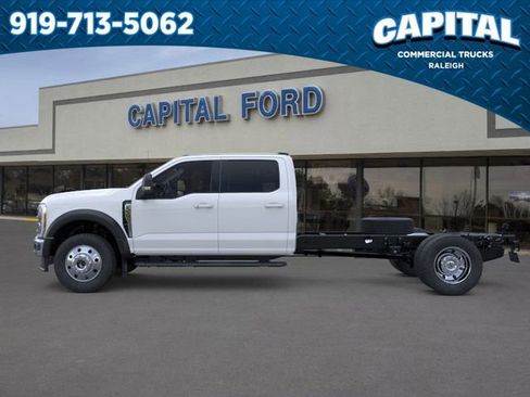 New 2025 Ford F550 4x4 Crew Cab Super Duty w/ Snow Plow Prep Package image 3