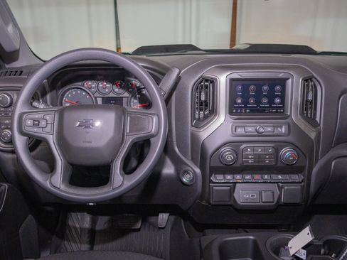 New 2026 Chevrolet Silverado 1500 Custom Trail Boss w/ LPO, Dark Essentials Package image 13