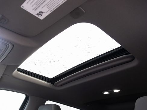 Used 2020 Chevrolet Silverado 1500 RST w/ All-Star Edition image 13