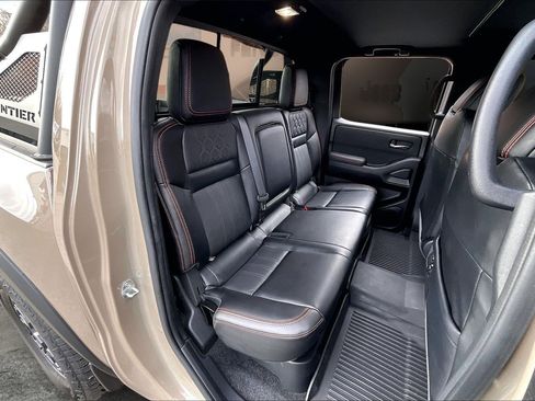 Used 2023 Nissan Frontier PRO-4X w/ Pro-4X Premium Package image 24