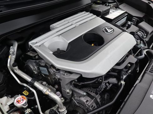 Used 2022 Lexus UX 200 F Sport FWD image 13