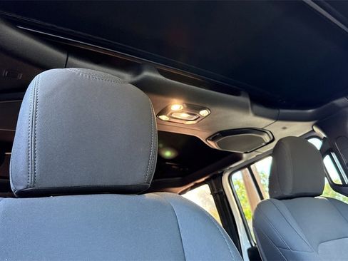 Used 2020 Jeep Wrangler Unlimited Sport image 25