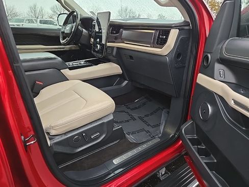 Used 2022 Ford Expedition Platinum AWD/4WD image 30