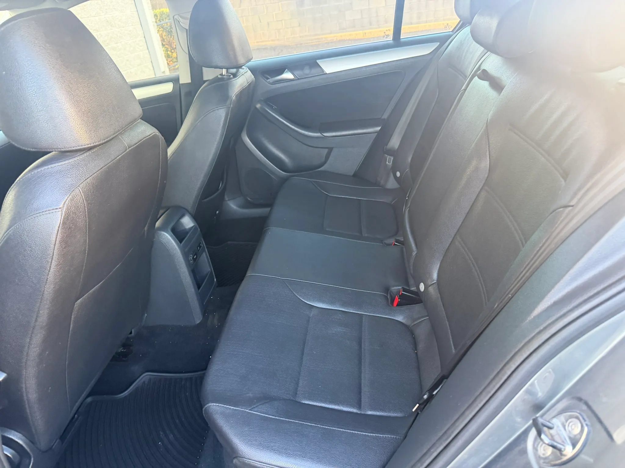 Used 2011 Volkswagen Jetta TDI FWD image 18