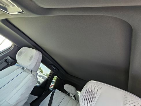 New 2025 Cadillac Lyriq Luxury image 24